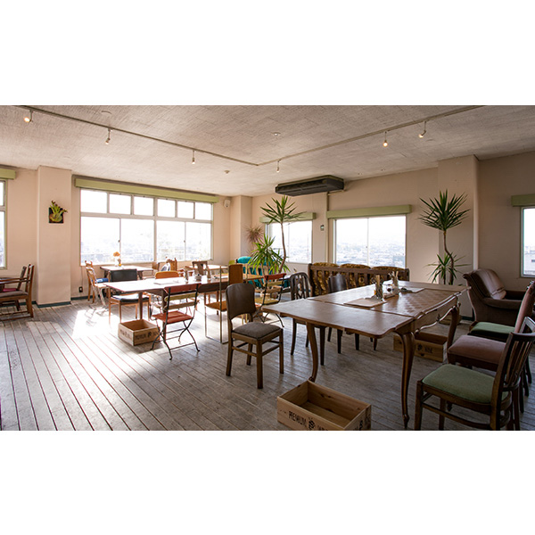 Maru Cafe