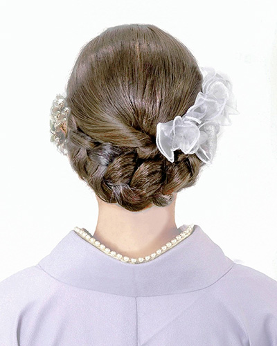 Classic braided hair styling paired with a beautiful kimono for a Kyoto Kimono Rental.